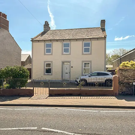 Dom wakacyjny Midtown House